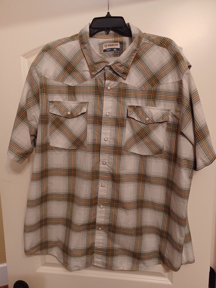 Magellan Brand Men's 2XL Shirt Pecos Ridge Pearl Snaps Moisture Wicking Nylon