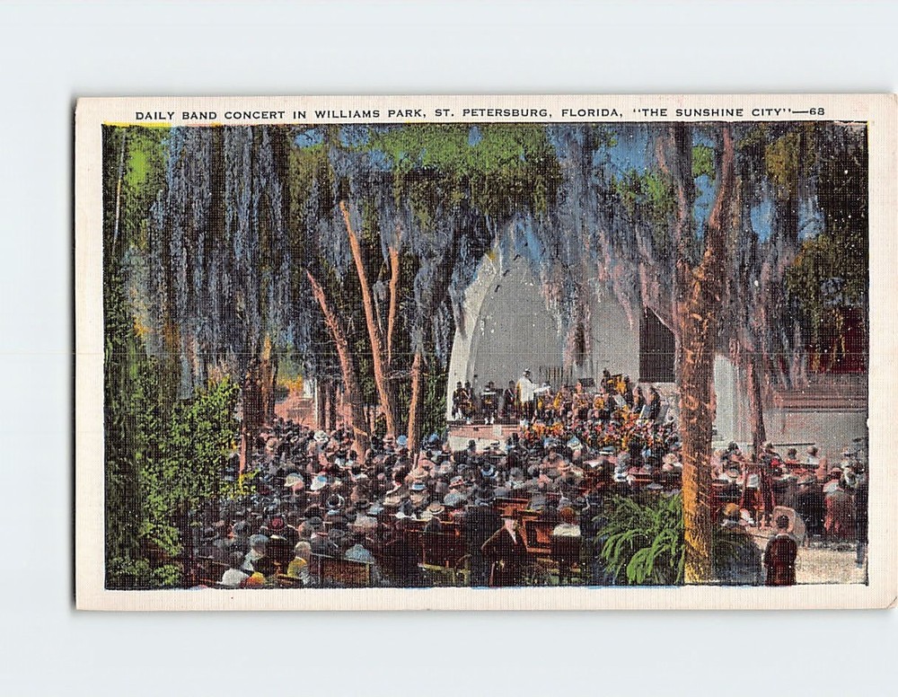 Postcard Daily Band Concert in Williams Park St. Petersburg Florida USA