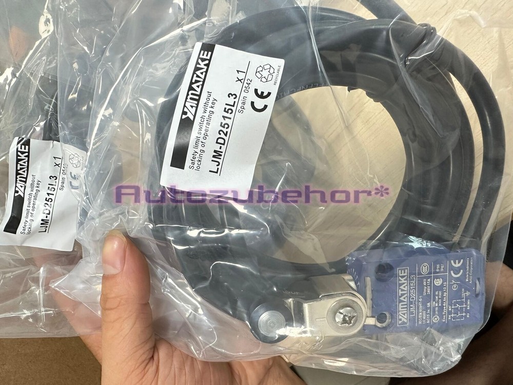 1pc for new YAMATAKE limit switch LJM-D2515L3 Quality assurance