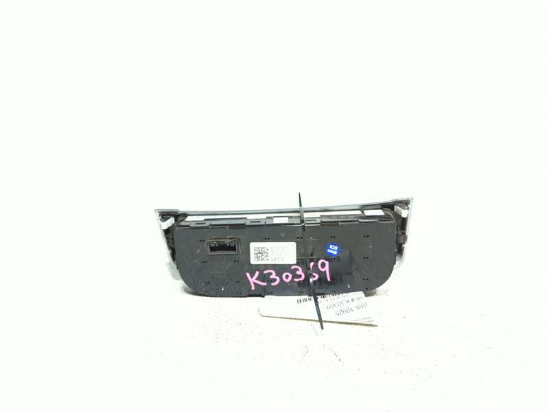 Used A/C Selector Switch fits: 2017 Genesis G90  Grade A-image