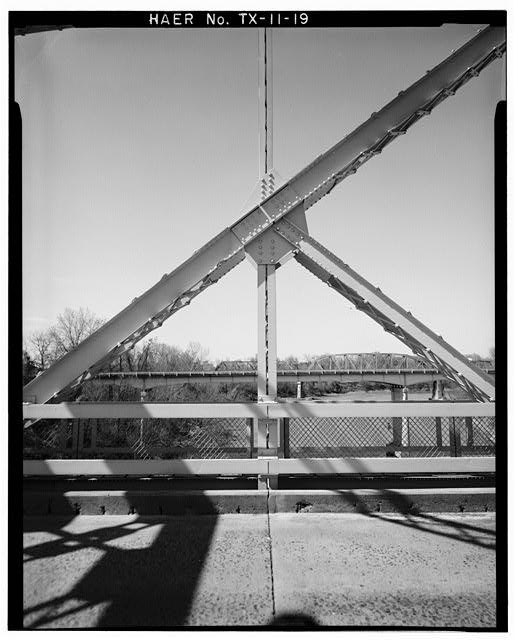 19. THROUGH TRUSS WEB INTERSECTION DETAIL - Richmond Bridge, US 90A Brazos
