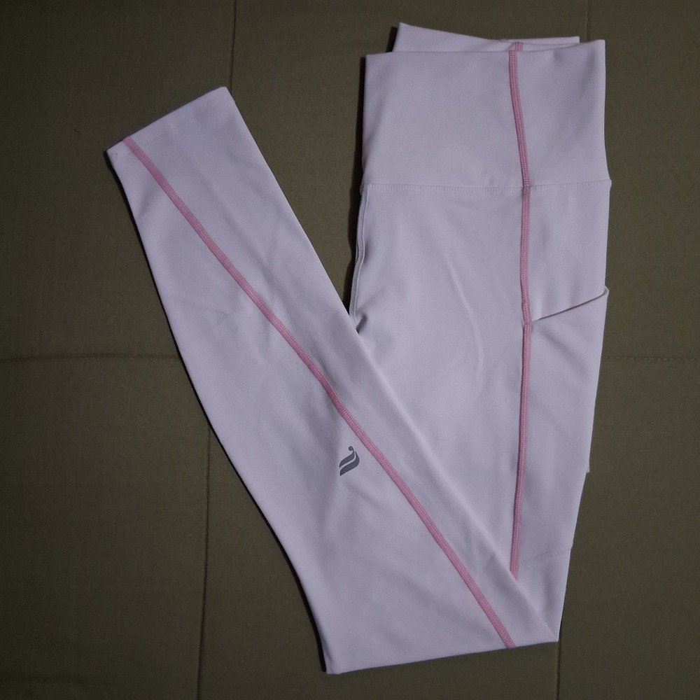 White Fabletics Oasis PureLuxe Leggings / White Fabletics Leggings Womens Medium