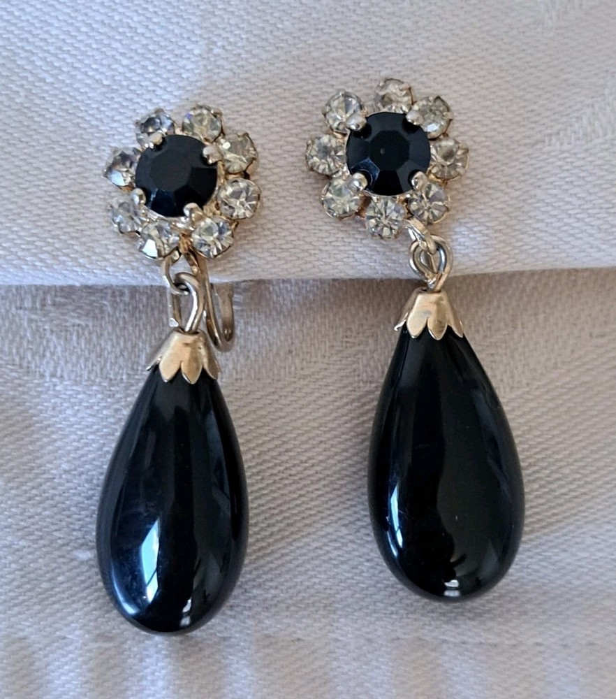 Vintage Black Onyx Teardrop Earrings Clip On 1.5 Inch
