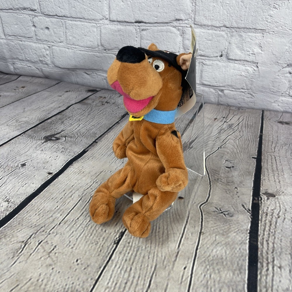 Vintage 1998 Scooby Doo Plush with Pizza Hat Bean Bag Warner Bros NWT