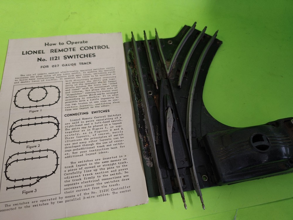 Lionel 1121 Postwar Switch with Easy-to-Follow Instructions
