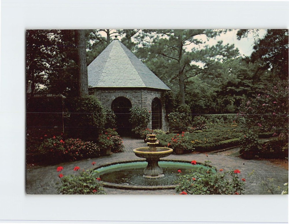 Postcard Gate House Elizabethan Garden On Roanoke Island Manteo NC USA