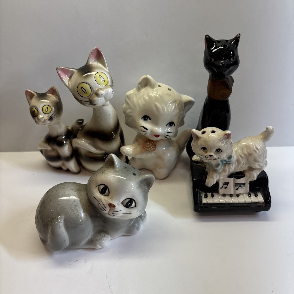 Vintage Cat Salt Pepper Shakers Lot Ceramic Kitschy Japan Big Eye Kitty 6pc