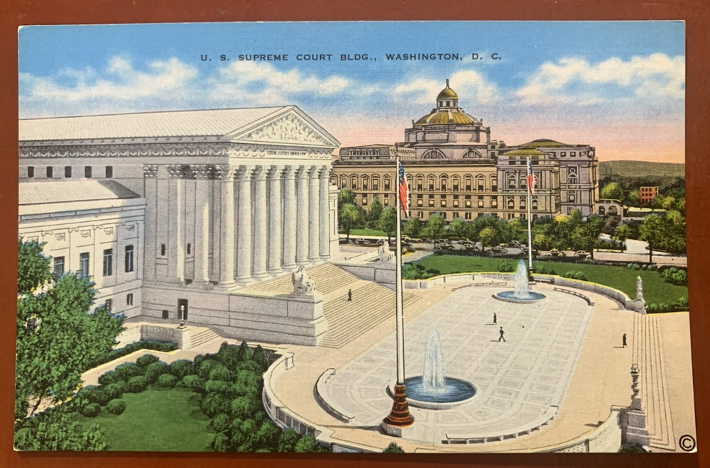 U.S. Supreme Court Building, Fountains, Washington DC Postcard