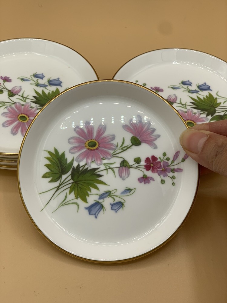 VINTAGE HANDMADE ARISTOCRAT BONE CHINA 6 set Butter DISHES MADE IN ENGLAND
