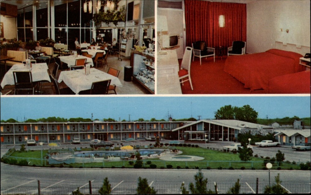 Virginia Emporia Holiday Inn swimming pool multiview ~ 1950s-60s postcard sku425