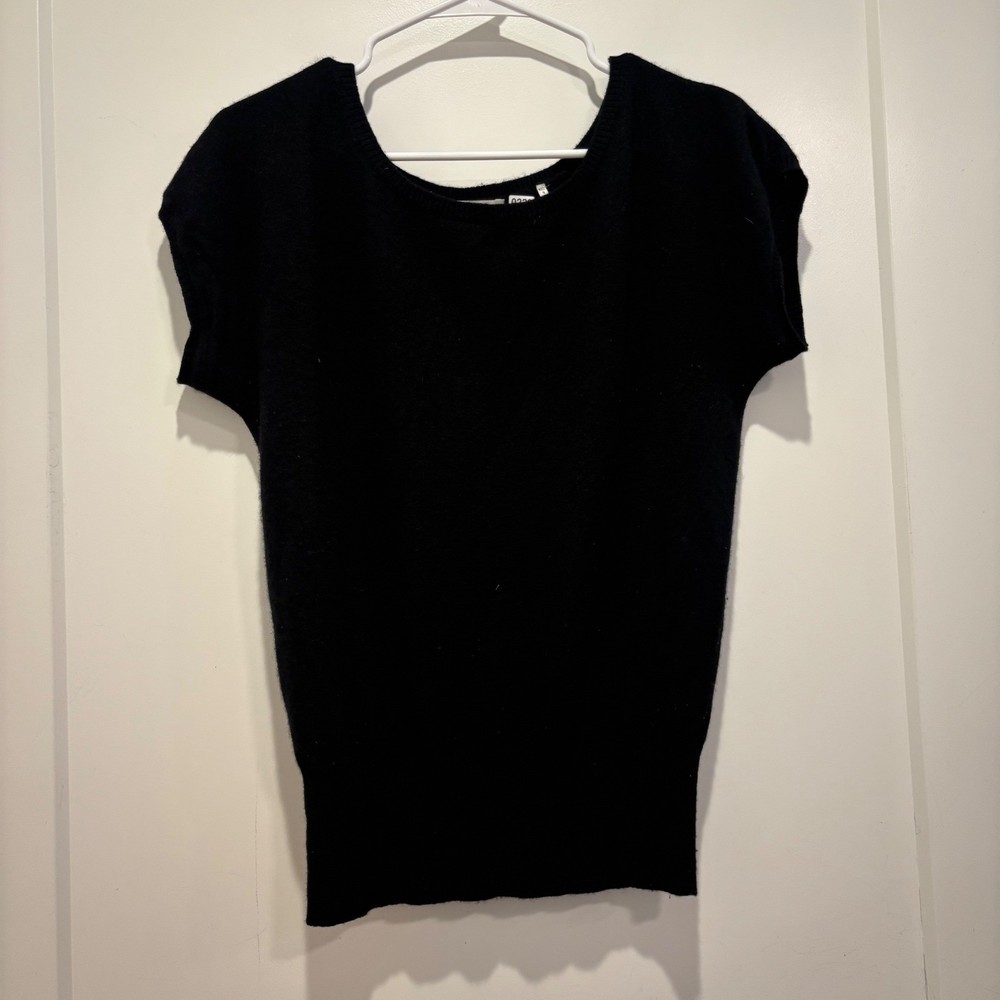 Vince Black 100% Cashmere Short Sleeve Scoop Neck Ribbed Hem Sweater Small