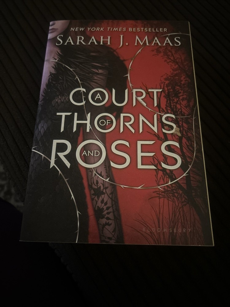 Court of Thorns and Roses by Sarah J. Maas (2016, Trade Paperback)