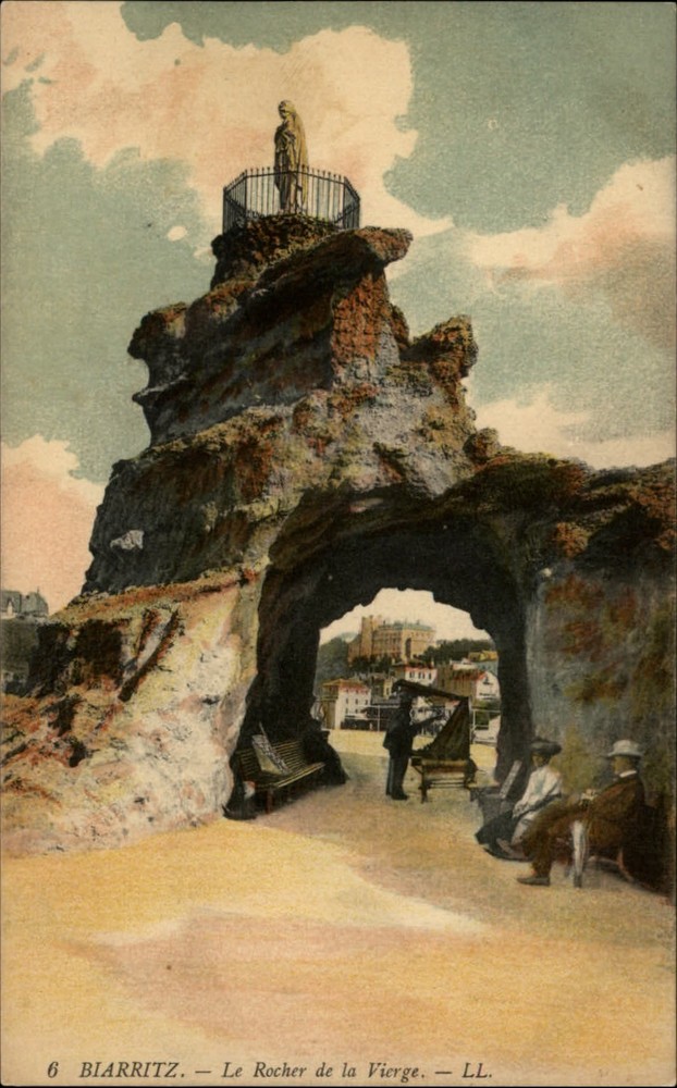 Le Rocher de la Vierge Biarritz France vintage postcard s549
