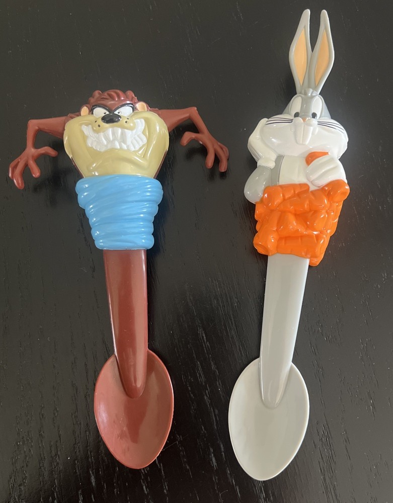 Lot Of 2 Kraft Looney Tunes Spoons: Taz and Bugs Bunny Untested