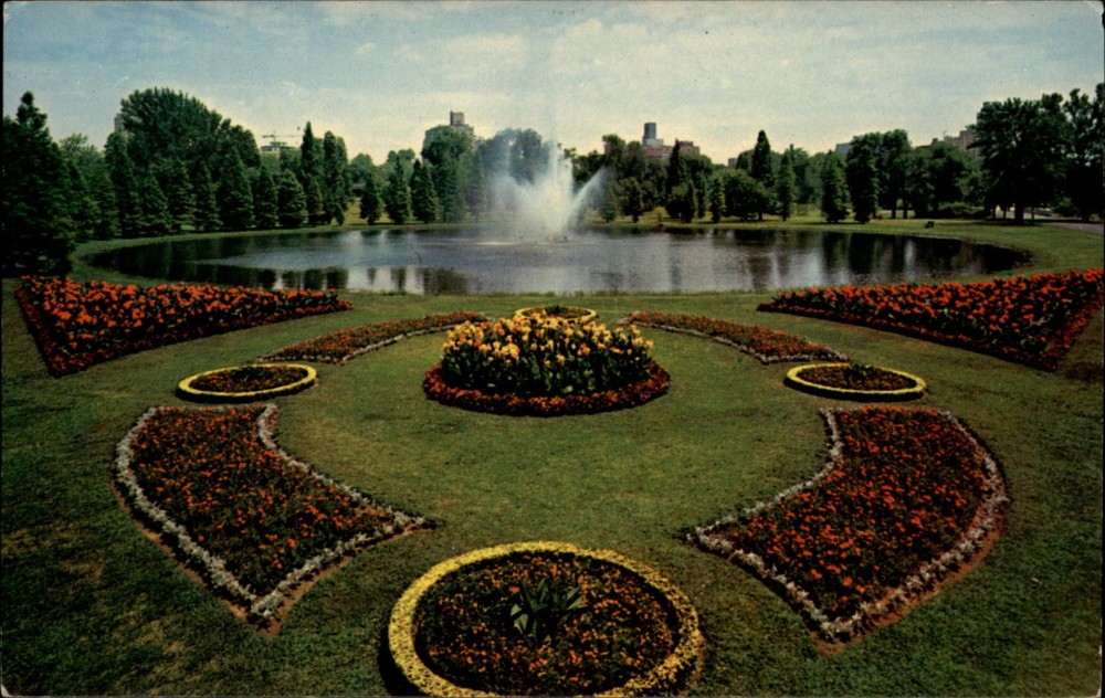 Round Lake Lindell Entrance Forest Park St Louis Missouri vintage postcard v118