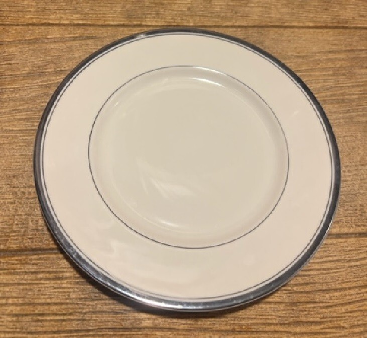 ONE Salad Plate Franciscan Huntington with Platinum Trim 8 3/8