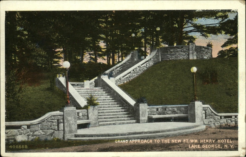 Lake George New York Fort William Henry Hotel ~ postcard sku253