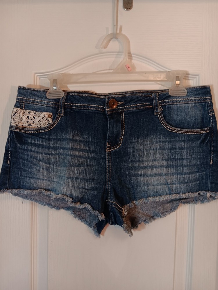 Abercrombie & Fitch Women's Blue Denim Shorts, Size 7/8