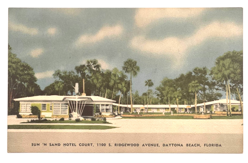 Postcard Sun n Sand Hotel Court Daytona Beach Florida FL Unposted