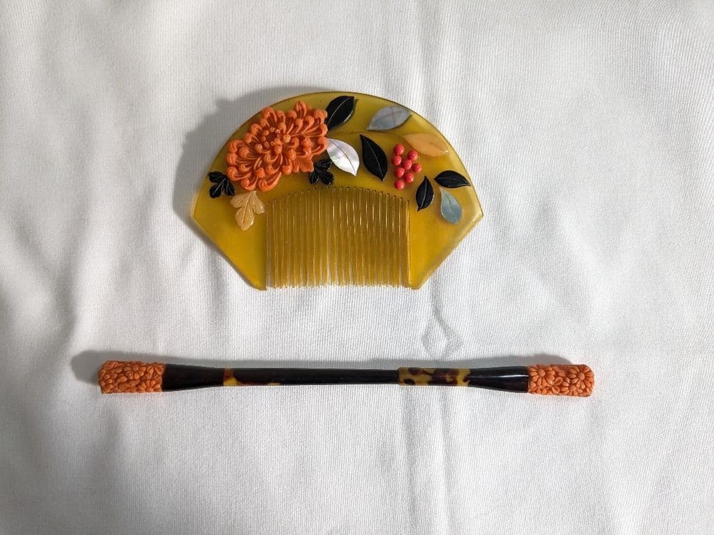 Vintage Comb Hairpin Nanten Chrysanthemum Tortoiseshell Set