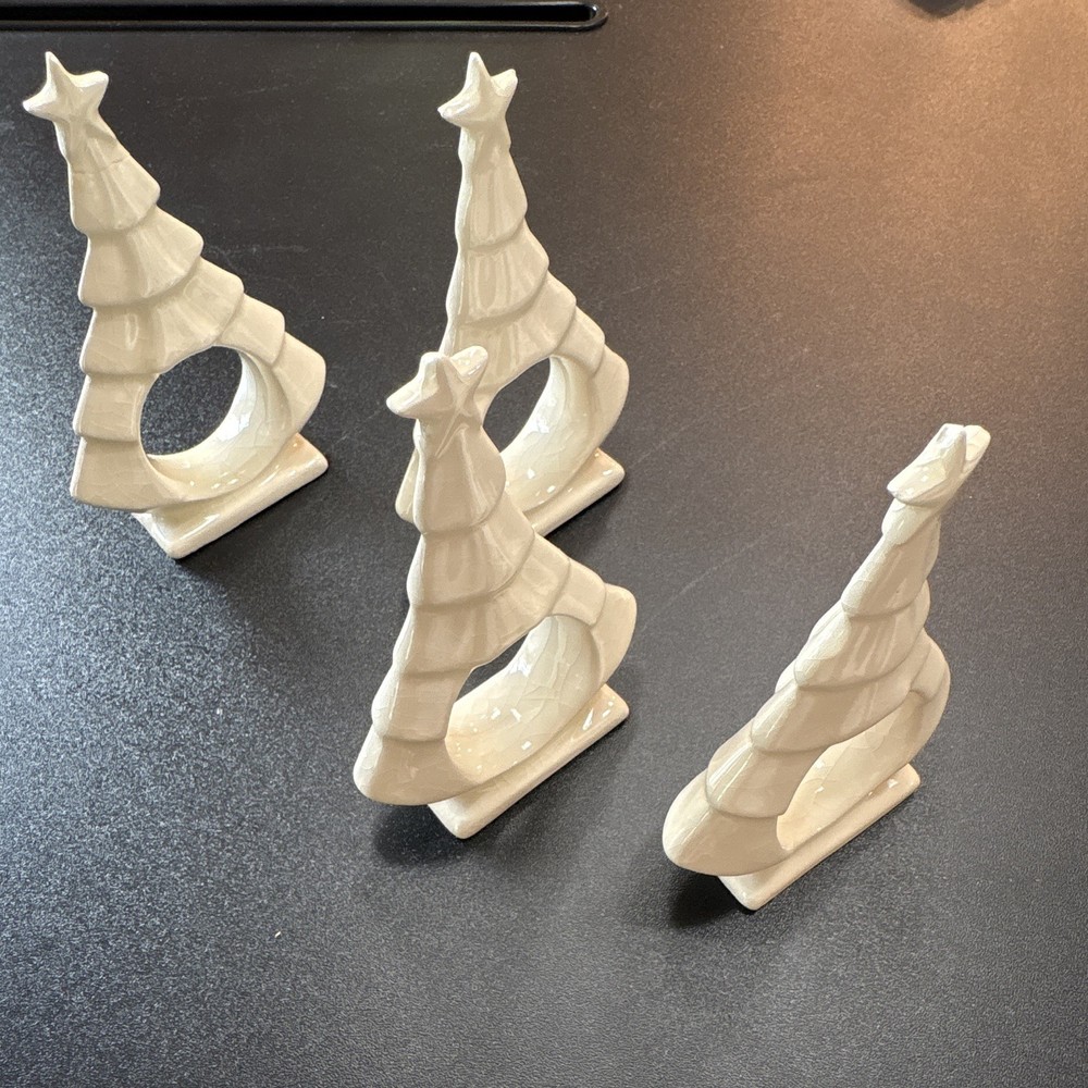 Set of 4 White Ceramic Christmas Tree Tea Light Candle Holders 3D Glossy