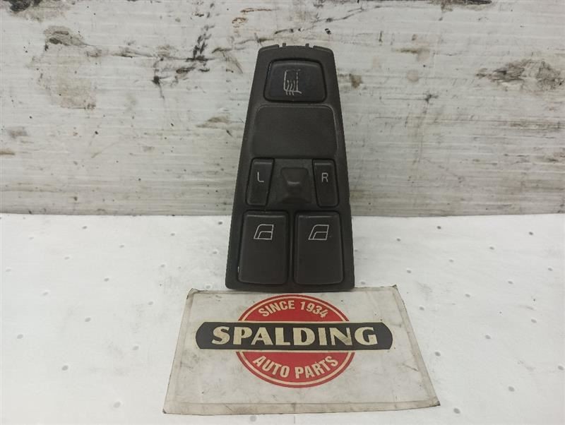 Volvo VNL Left Driver Front Door Switches 22569484-P02 11139411