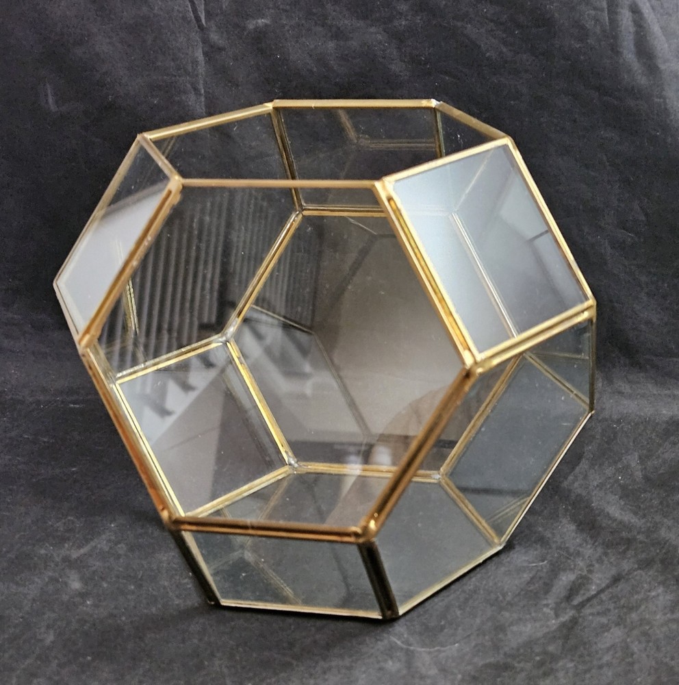 Retro 12-Sided Geometric Glass Bowl Terrarium Planter with Brass Frame