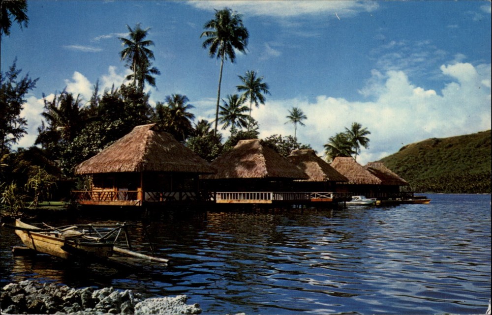 Hotel Aimeo Moorea French Polynesia vintage postcard s439