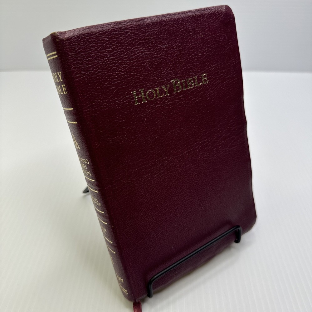 Holy Bible New King James Version Nelson 745PL 1983 Bonded Leather Burgundy