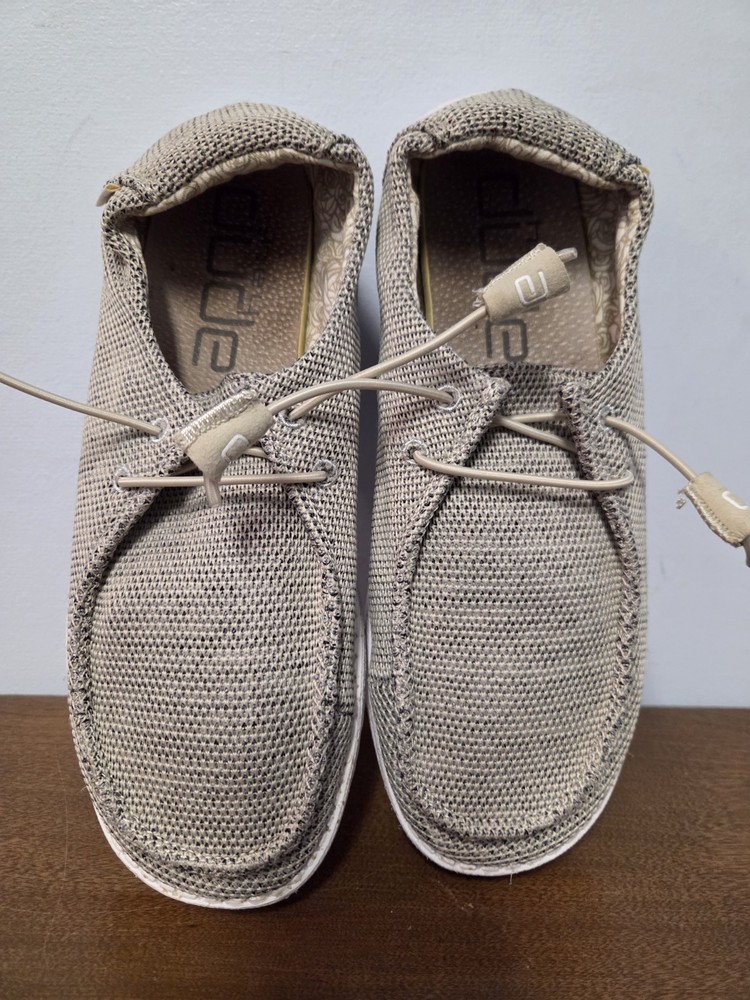 Hey Dude Women's Wendy Linen Size 9