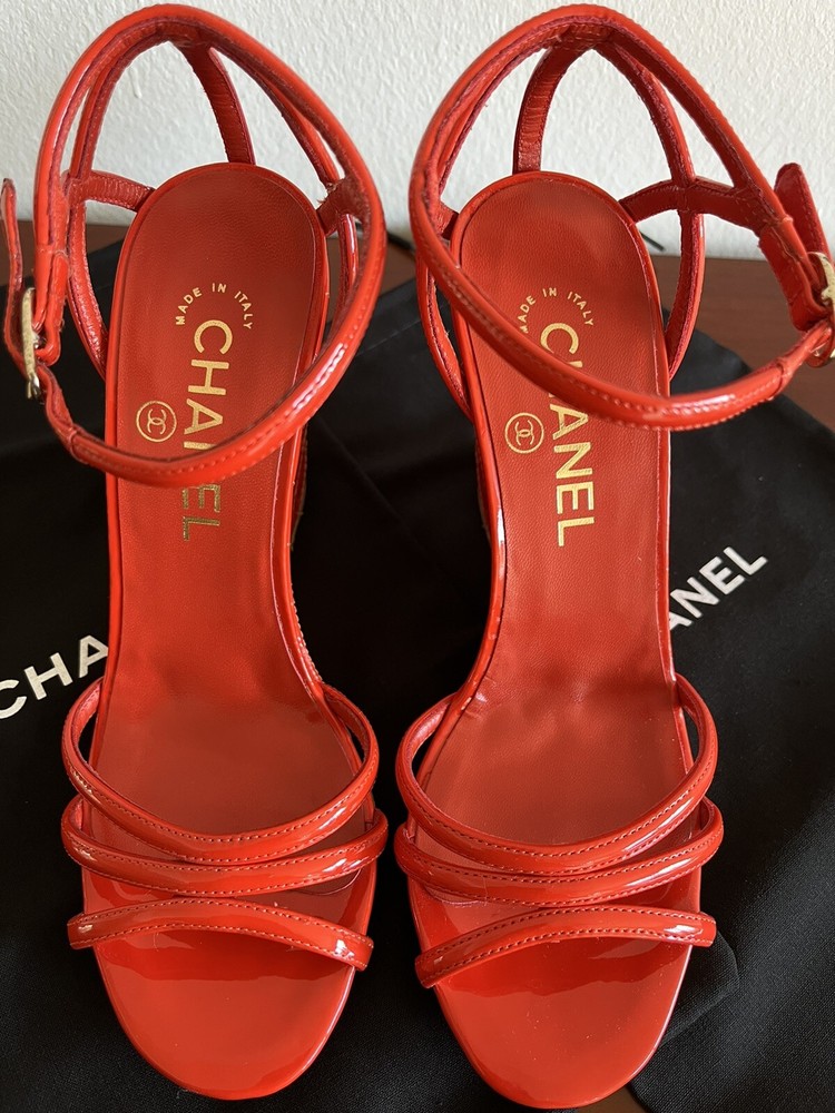 Chanel Black Patent Leather Wedge Sandals for Women