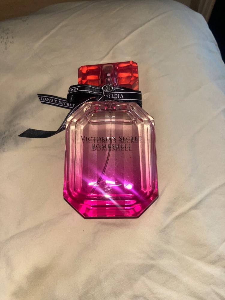 Victoria’s Secret Bombshell Eau de Parfum 1.7 oz 50ml Women Perfume New Sealed