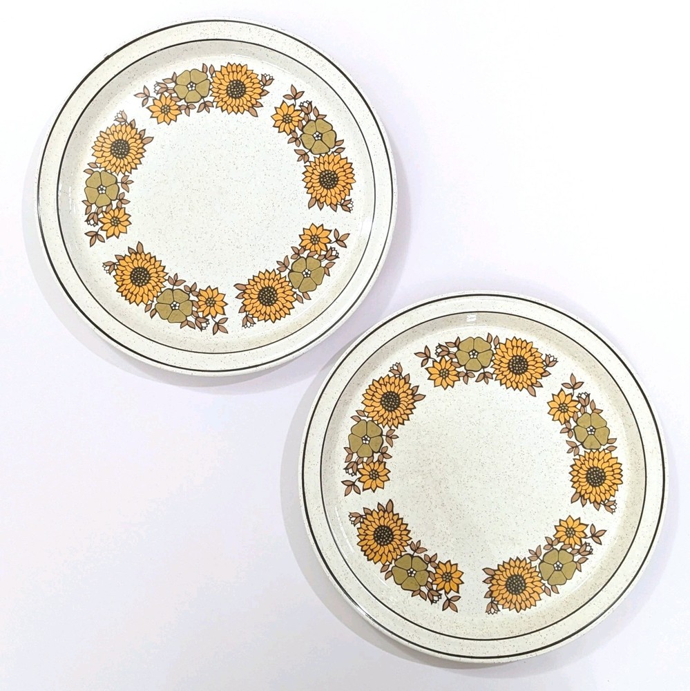 Shamrock Irish Stone Shawn Sunflower Dinner Plates Set of 2 Arklow Ireland 10.5