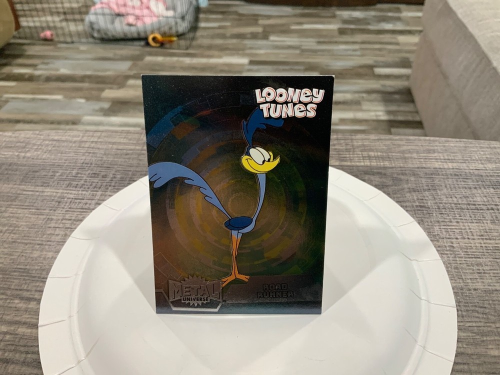 2024 Fleer Retro Looney Tunes Insert Metal Universe Road Runner Mu-49