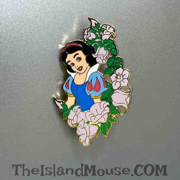 Rare Disney LE 1000 Auctions Snow White Among Flowers P.I.N.S. Pin (U5:32816)