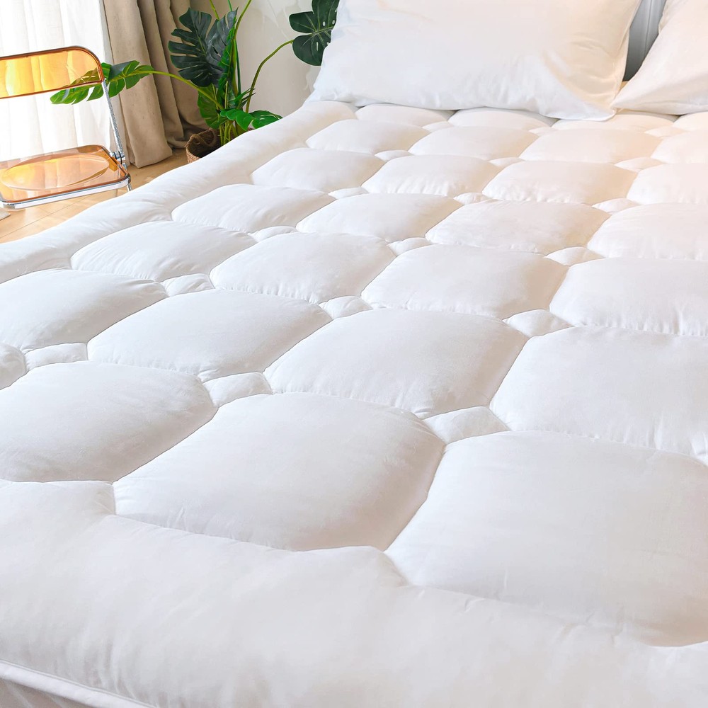 King Size Mattress Pad Cooling Rayon from Bamboo, Quilted Fitted Mattress Pro...