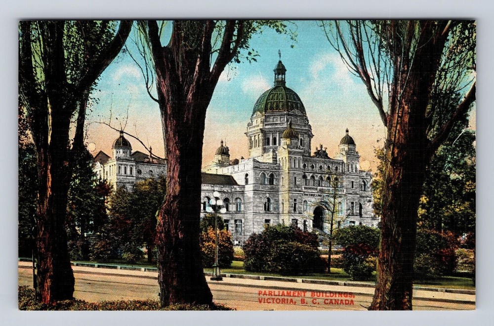 Victoria British Columbia-Canada, Parliament Buildings Antique Vintage Postcard