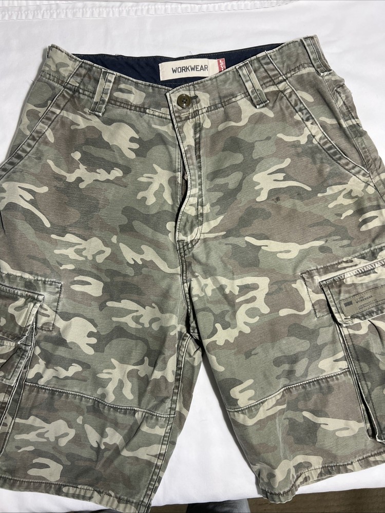 Levi's Cargo Workwear Camo Shorts Mens Sz 32