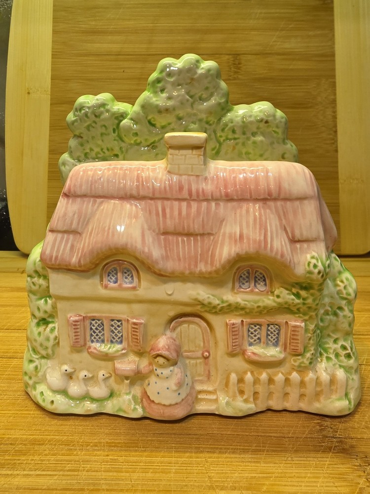 RARE! Vintage Fitz & Floyd Omnibus Cottage Collectible Ceramic Napkin Holder