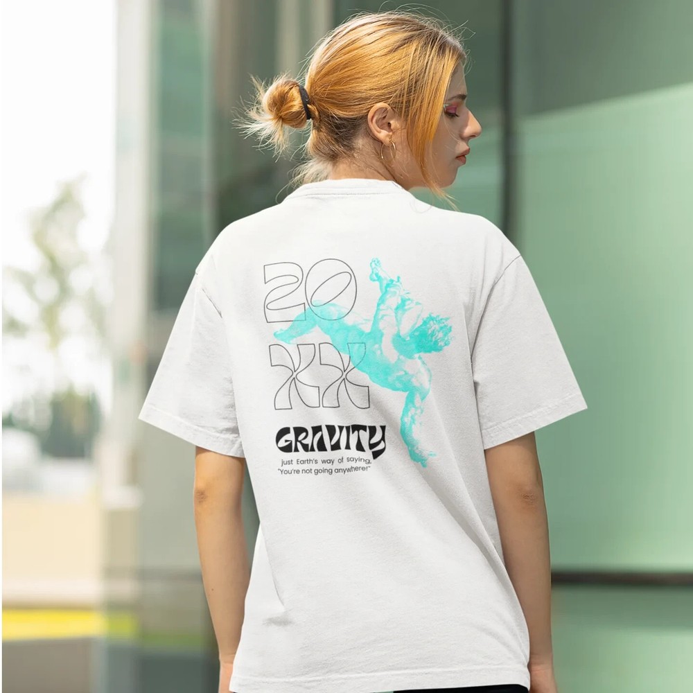Oversized Women's T-Shirt with Bold Back Graphic Print - Casual Streetwear Style