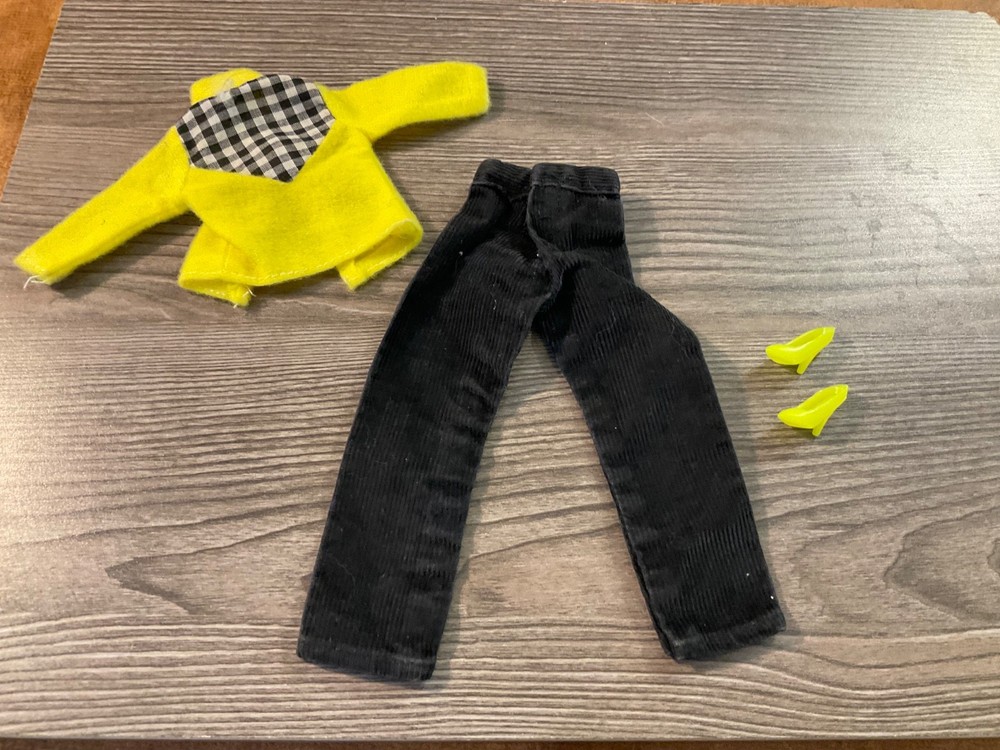 Mattel Barbie Doll Clothes Top Shirt  Pants Shoes Outfit Lot