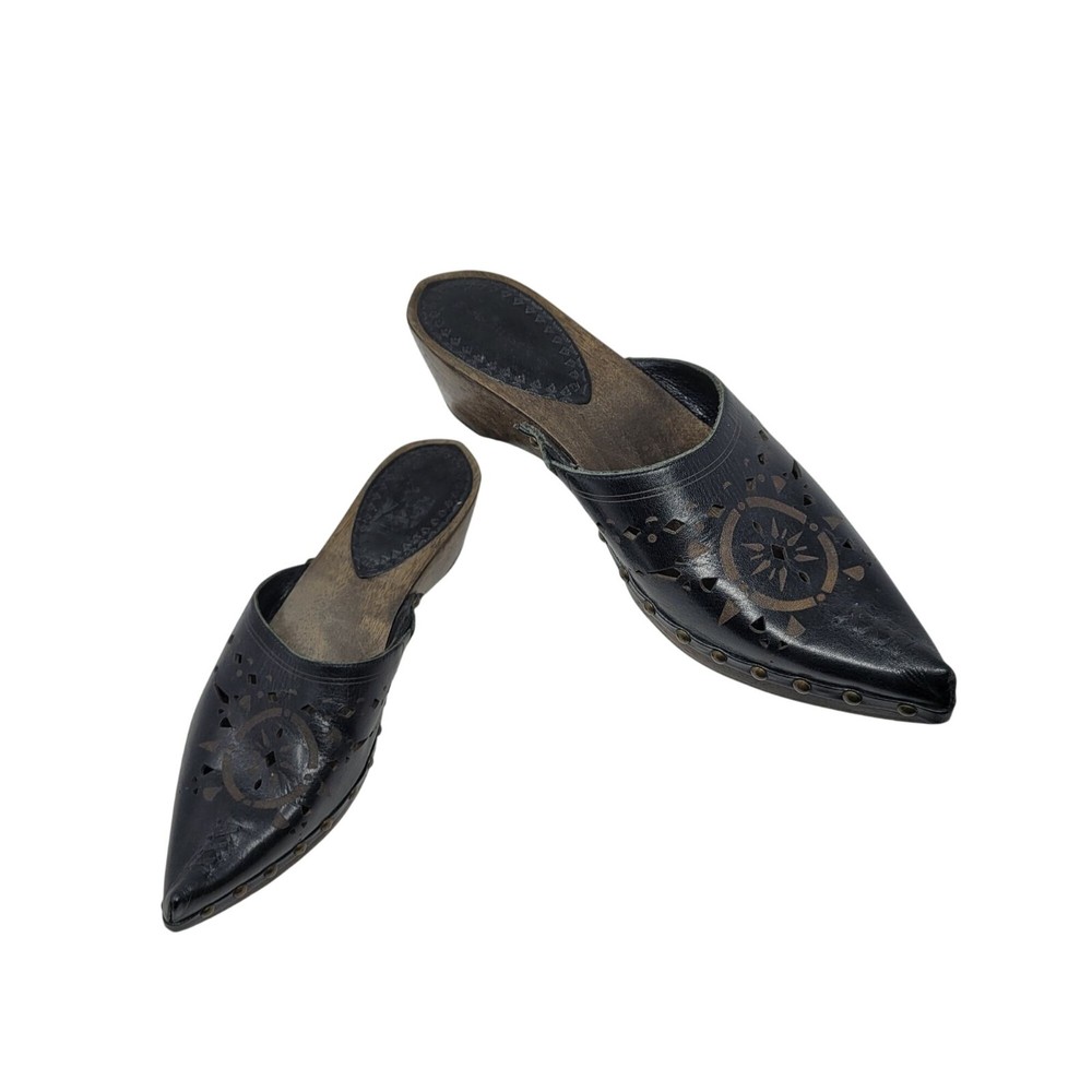 Matisse Black Leather Slip-On Mules Sz 8 Western Cutout Wood Heel