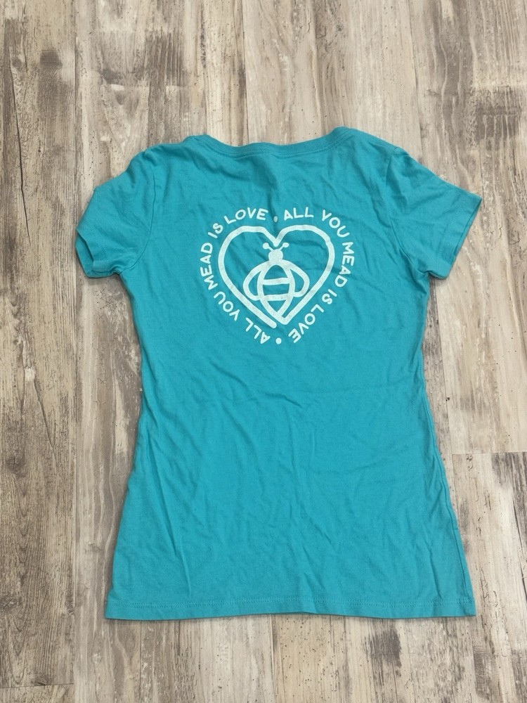 Women’s Winery T-shirt V Neck Size Small All You Mead Is Love Graphic Tee