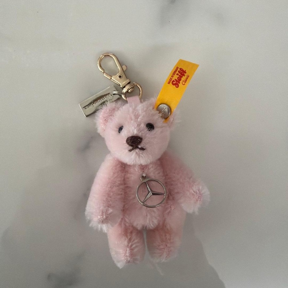 [RARE] Mercedes-Benz x Steiff Sakura Teddy Bear Keychain Mascot Collectible