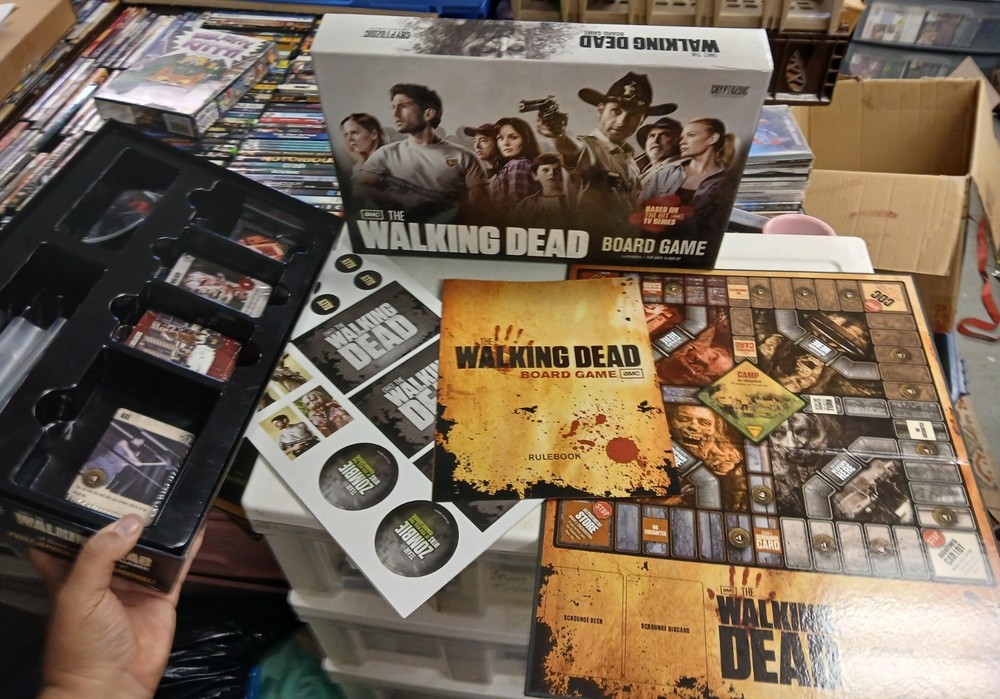 The Walking Dead Board Game AMC Cryptozoic Entertainment TV Series PIECES UNOPEN