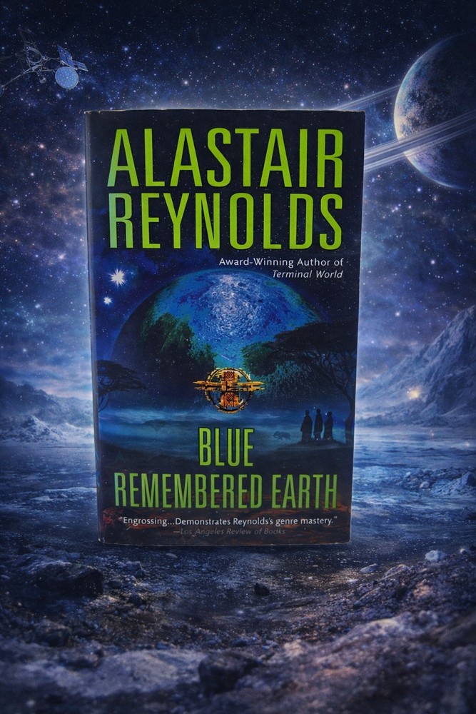 Blue Remembered Earth Alastair Reynolds PB 2013 Sci-Fi Space Opera VG
