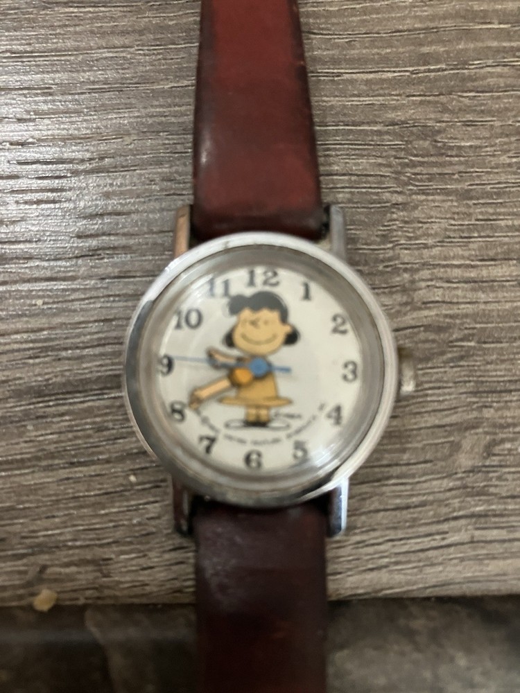 Vintage Peanuts Lucy Watch United Feature Syndicate Not Working