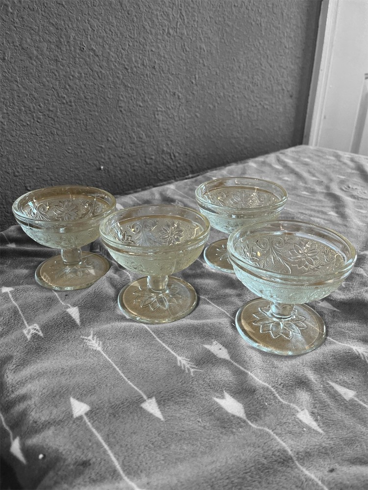 Indiana Glass Tiara Sandwich Pattern Dessert Dishes! Set of 4! NIB!