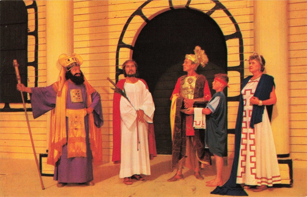 Jesus Before Pontius Pilate - Black Hills Passion Play - Spearfish SD - Postcard