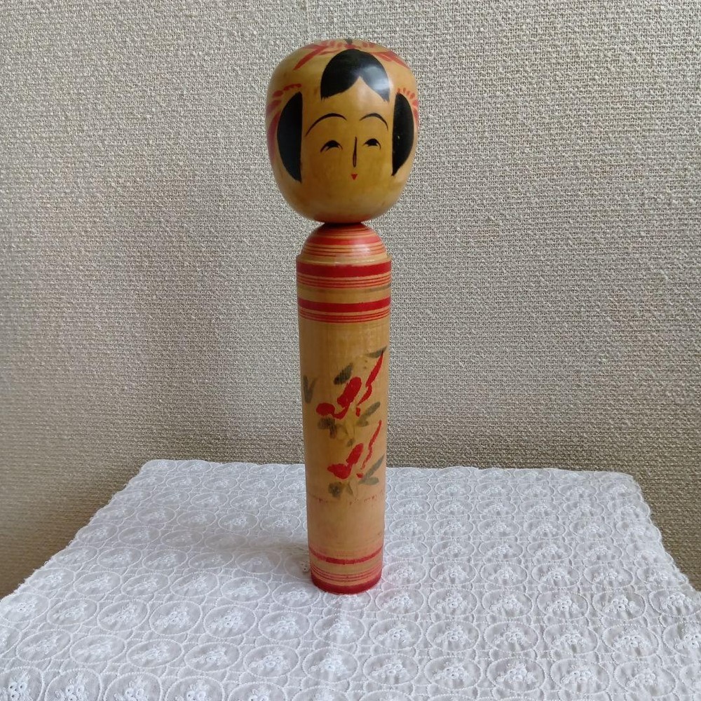Kokeshi Wooden Doll Handcrafted Decor 25cm Red Floral Design Vintage Toy